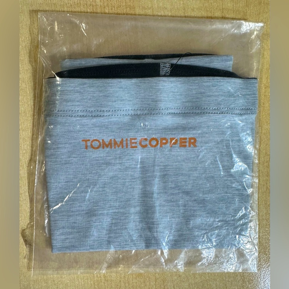 Tommie Copper Recovery Knee Sleeve - NIP